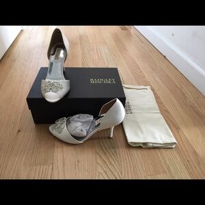 Badgley Mischka women's stiletto. Salsa model.